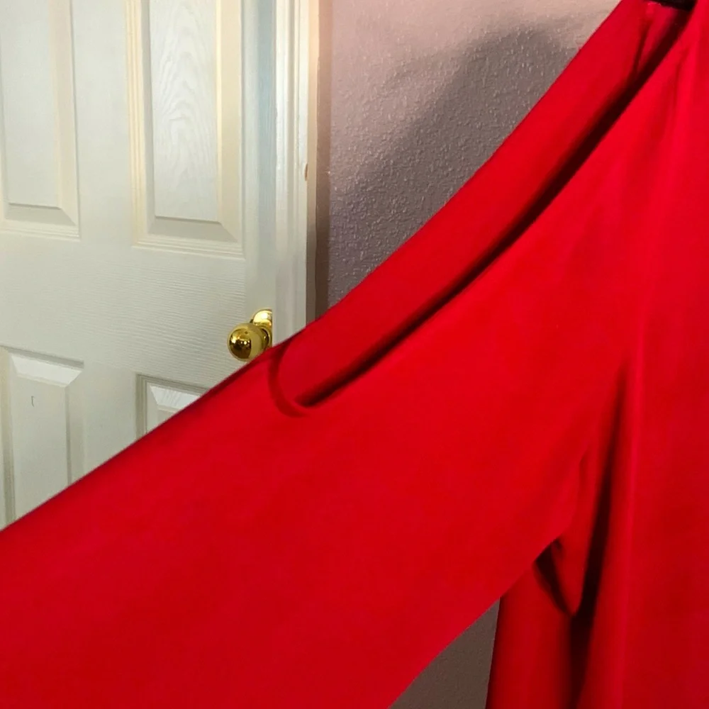 Top - Picture 4 of 6